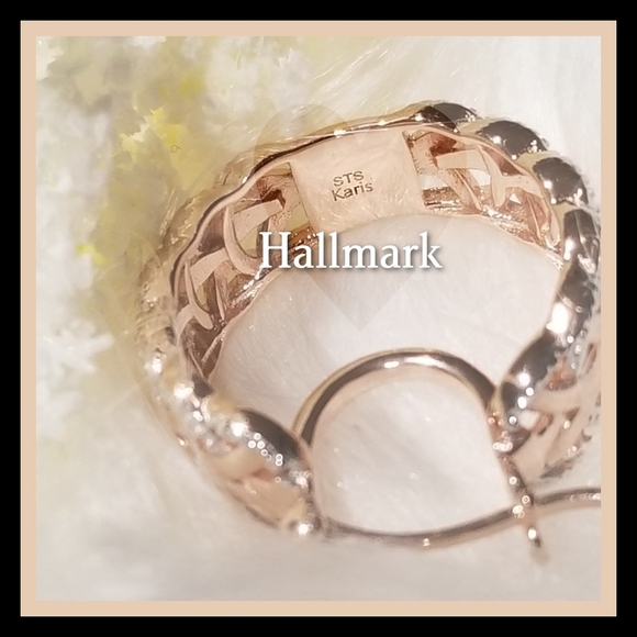 Chevron Hoop Earrings 18K Rose Gold over Platinum - Picture 4 of 6